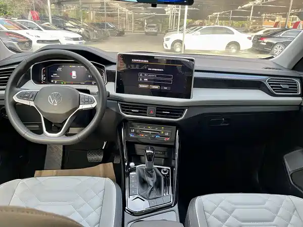 Volkswagen Tayron 2025, фото 5