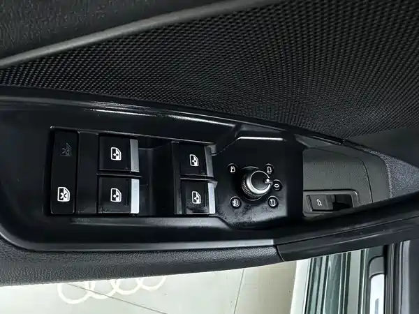 Audi A3 2023, фото 17