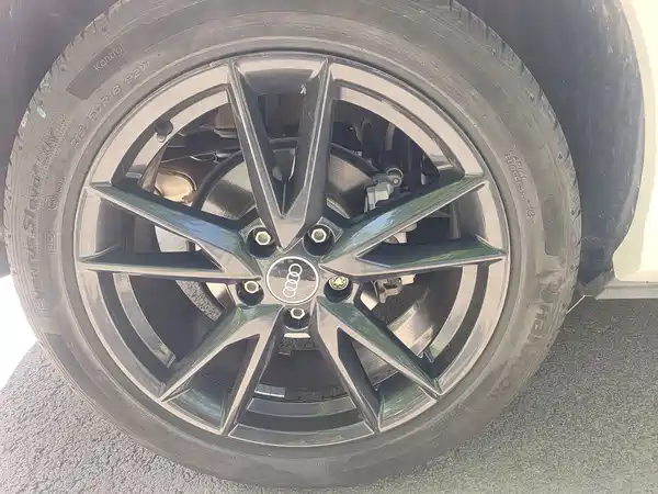 Audi Q2L 2022, фото 10