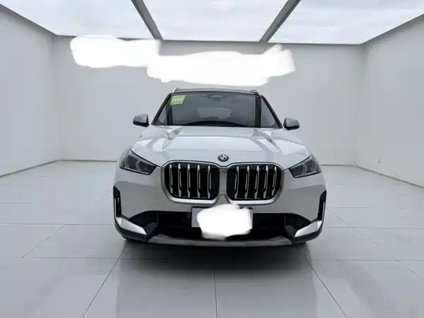 BMW X1 2023, фото 23