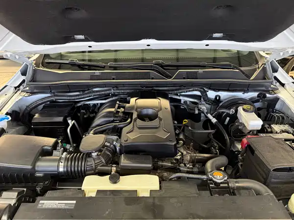 Nissan Navara 2023, фото 11