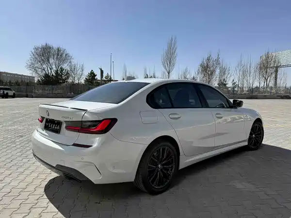 BMW 3 Series 2022, фото 11
