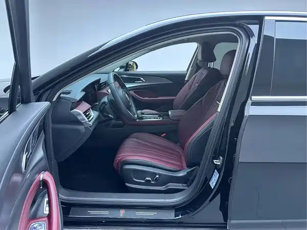 Hongqi H5 2023, фото 5
