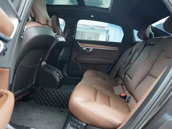 Volvo S90 2023, фото 10