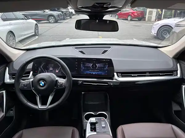 BMW X1 2023, фото 6