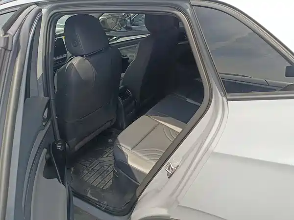 Volkswagen ID.4 CROZZ 2022, фото 11