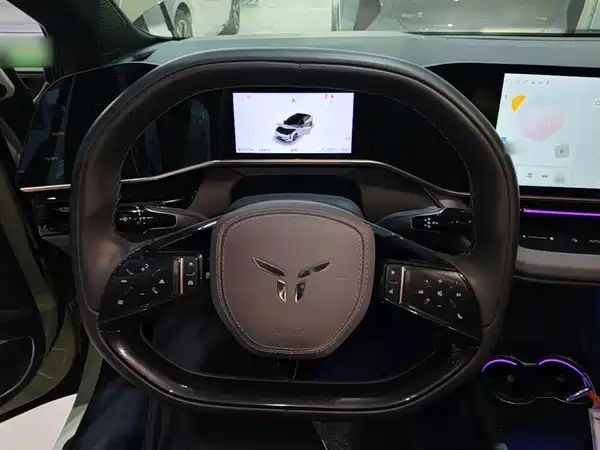 Hongqi EH7 2024, фото 11