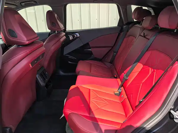 BMW X3 2025, фото 8