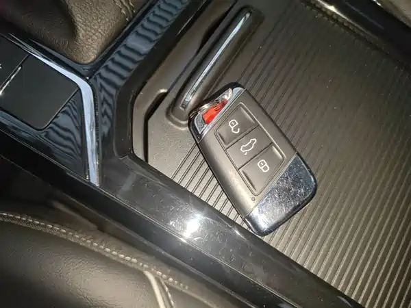 Volkswagen Passat 2022, фото 8