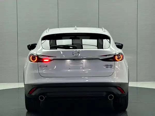 Mazda CX-4 2021, фото 4