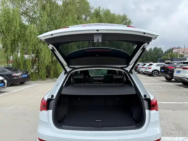 Audi Q3 2022, фото 13