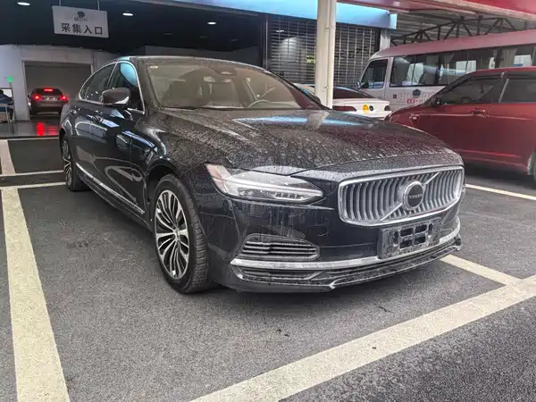 Volvo S90 PHEV 2023, фото 3
