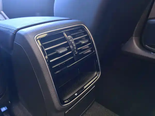 Volkswagen Magotan 2024, фото 15