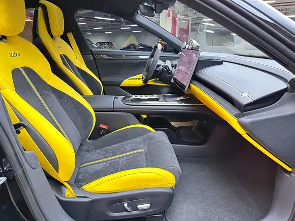 Xiaomi SU7 Ultra 2025, фото 19