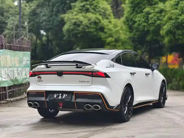 Changan UNI-V 2023, фото 6