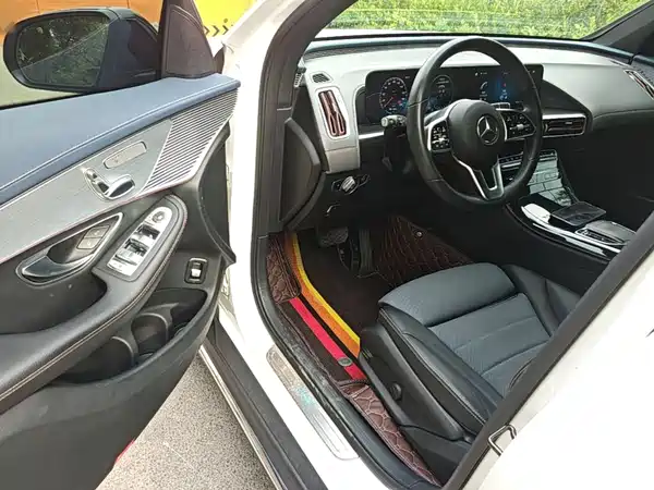 Mercedes-Benz EQC 2021, фото 15
