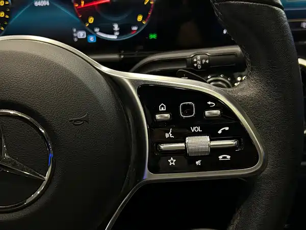 Mercedes-Benz GLA 2023, фото 12