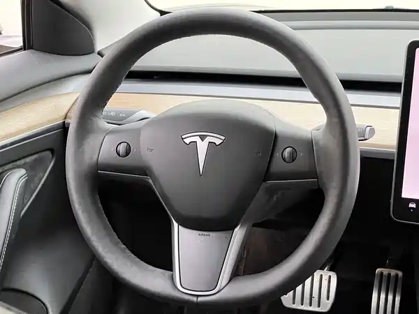 Tesla Model 3 2022, фото 27