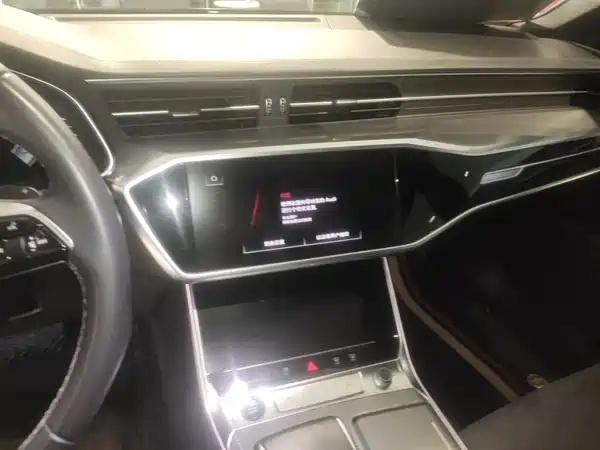 Audi A6L 2023, фото 19