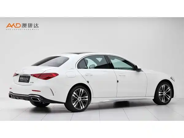 Mercedes-Benz C-Class PHEV 2023, фото 3