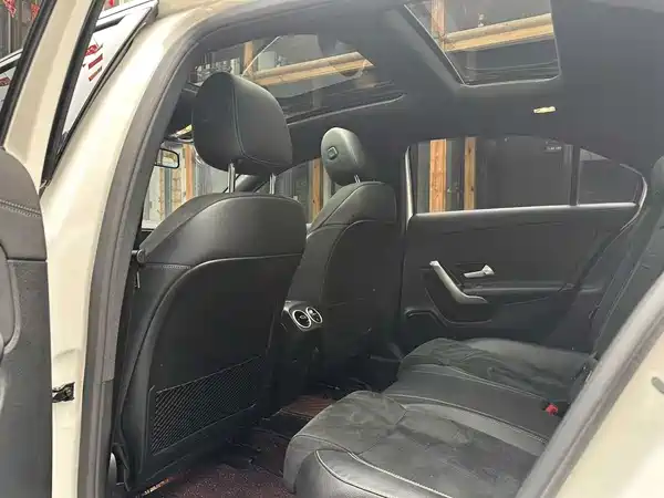 Mercedes-Benz A-Class 2022, фото 5