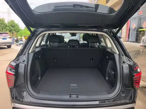 Hongqi HS3 PHEV 2025, фото 19