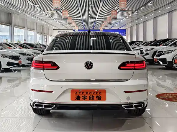 Volkswagen Passat CC 2023, фото 5
