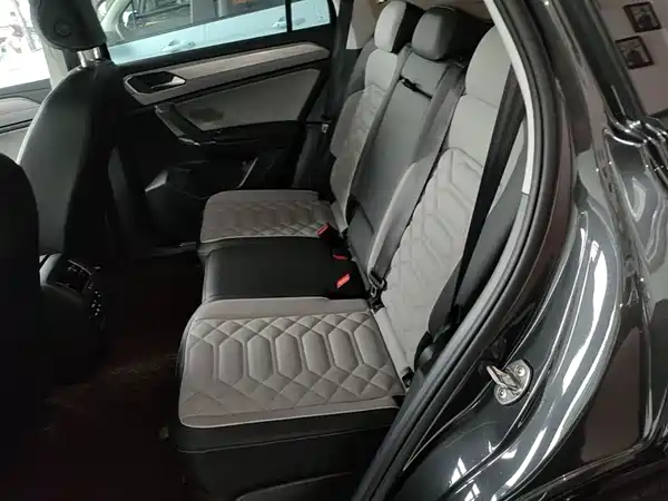 Volkswagen Tayron 2023, фото 16