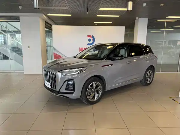 Hongqi HS3 2023