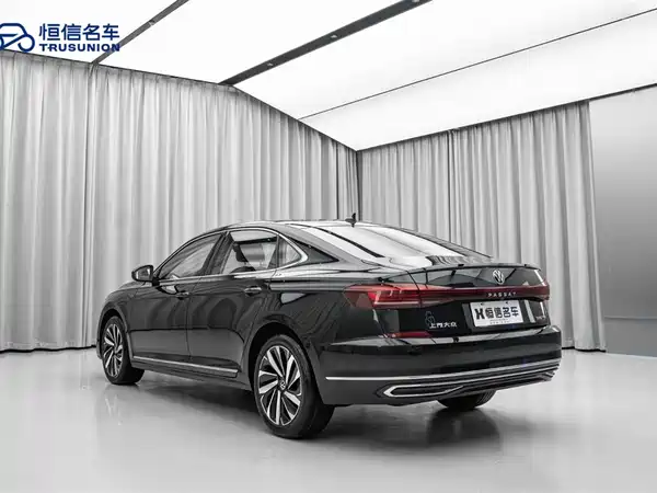 Volkswagen Passat 2023, фото 7