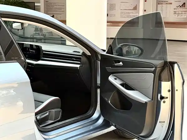 Volkswagen Lamando 2022, фото 15