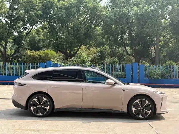 NIO ET5T 2023, фото 12