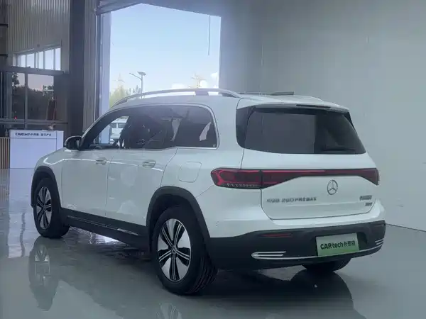 Mercedes-Benz EQB 2023, фото 12