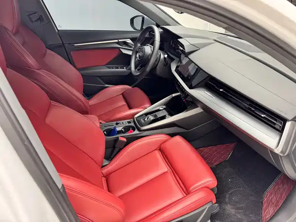 Audi A3 2021, фото 4