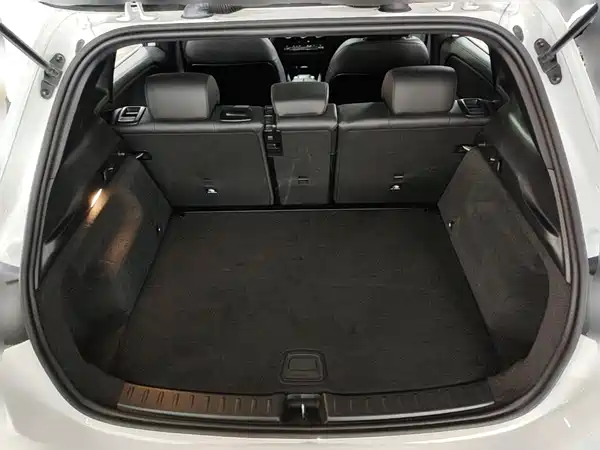 Mercedes-Benz GLA 2023, фото 23