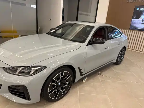 BMW 4 Series 2024, фото 2