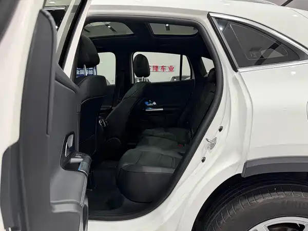 Mercedes-Benz GLA 2022, фото 9