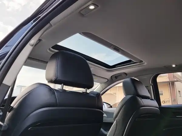 Hongqi H5 2022, фото 10