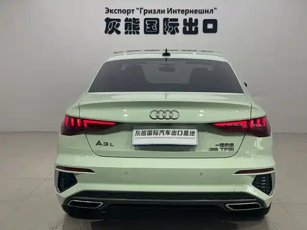 Audi A3 2023, фото 5