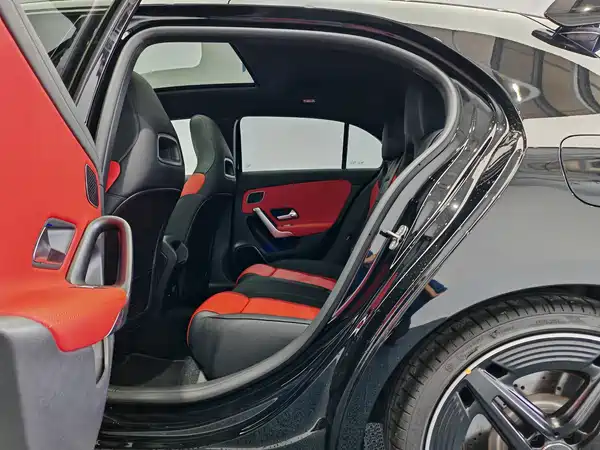 Mercedes-Benz A-Class AMG 2025, фото 12