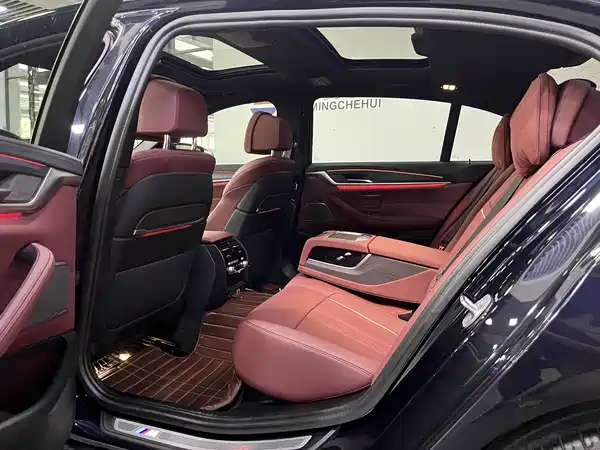 BMW 5 Series 2022, фото 8