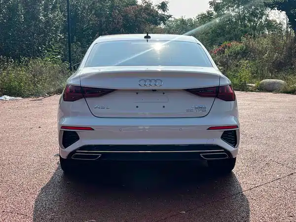Audi A3 2023, фото 5