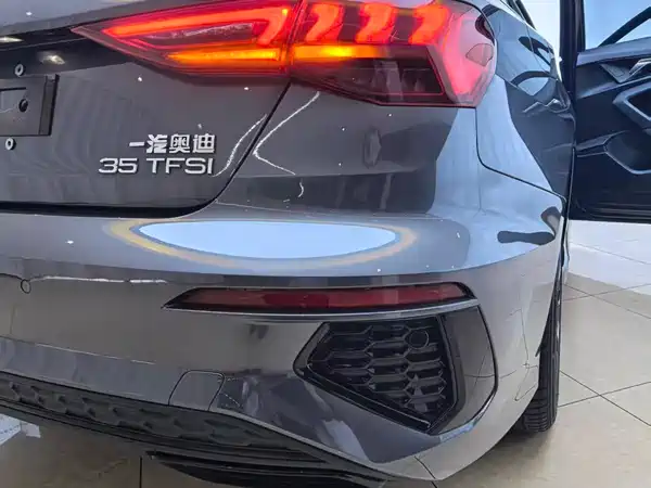 Audi A3 2023, фото 14