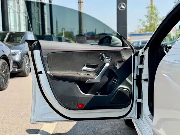 Mercedes-Benz CLA 2022, фото 10