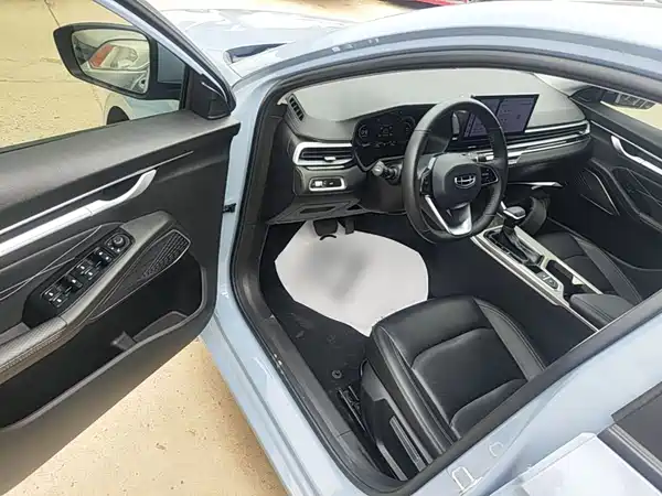 Geely Emgrand 2023, фото 16
