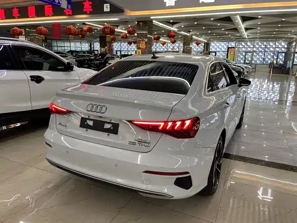 Audi A3 2022, фото 4