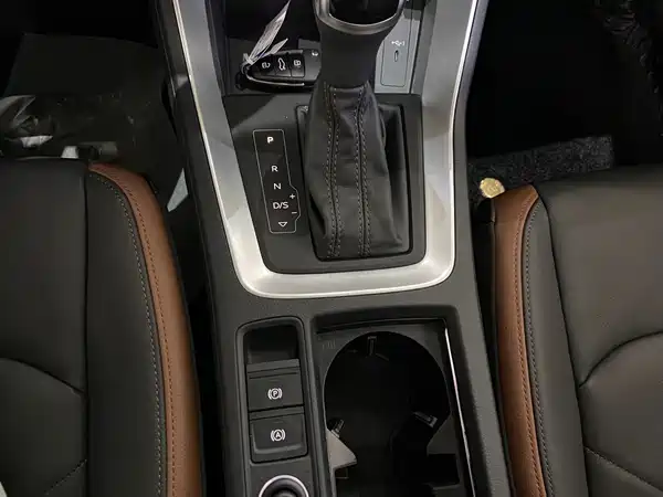 Audi Q3 2023, фото 27
