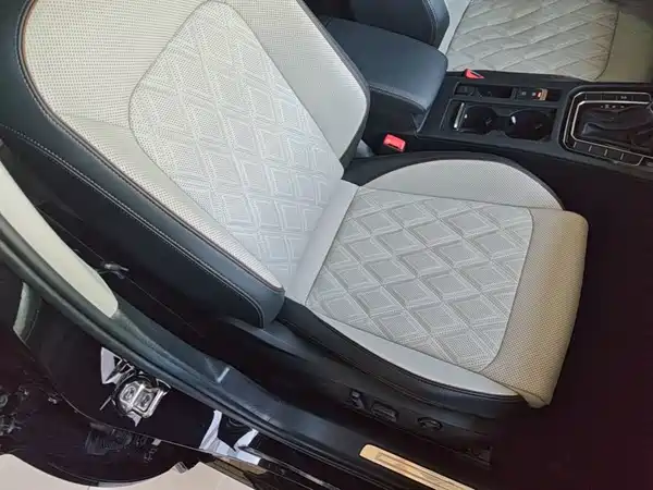 Volkswagen Magotan 2023, фото 24