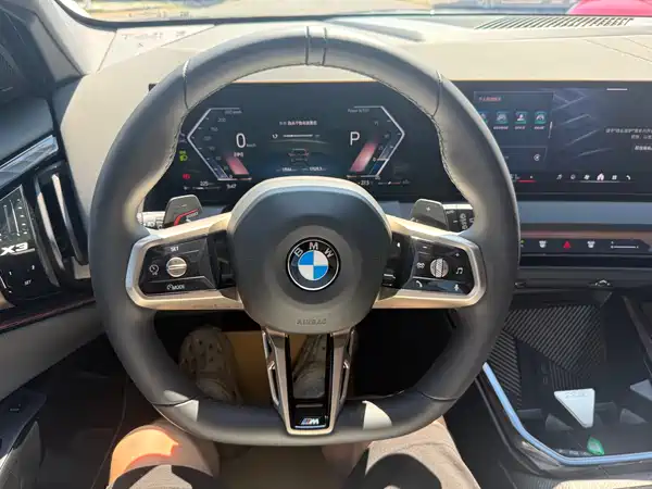 BMW X3 2025, фото 18
