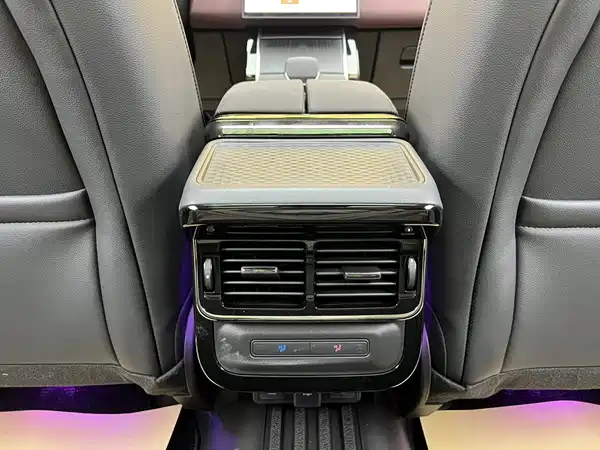 Land Rover Range Rover Evoque 2026, фото 43